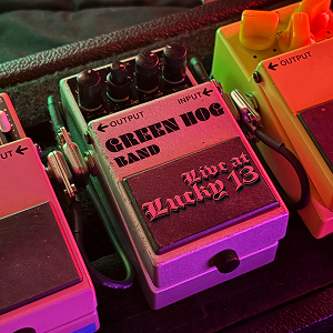 Green Hog Band Lucky 13